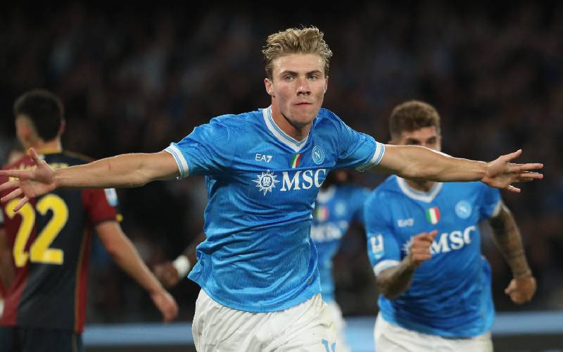 Hojlund fires Napoli to top shot as AC Milan held at Juve