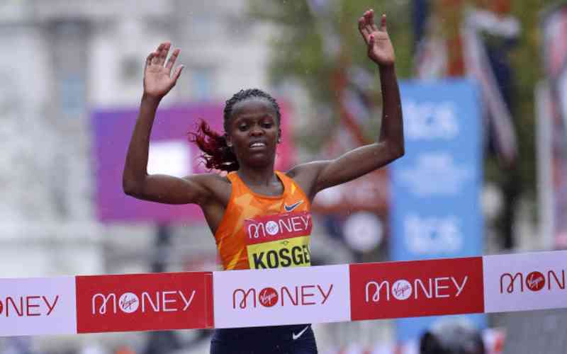 Clean podium sweep as Kenyan stars dominate Rome Marathon