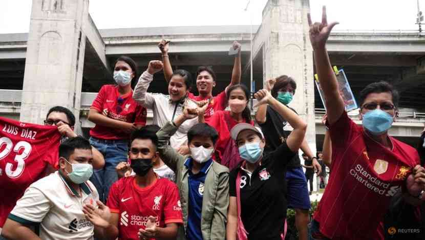 Thai fans welcome Liverpool before friendly with Man Utd today at 4pm