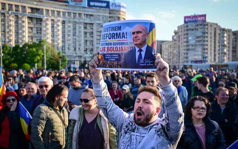 Romanian pro-EU PM faces no-confidence motion