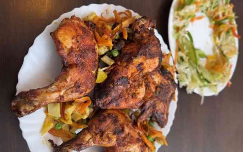 Easy recipe: Spicy BBQ chicken with salad