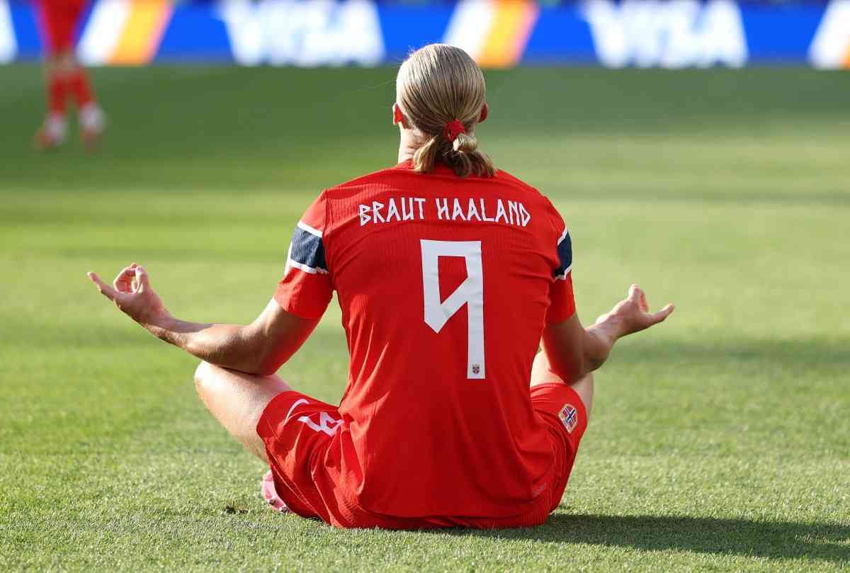 Norway coach hails Haaland after World Cup double