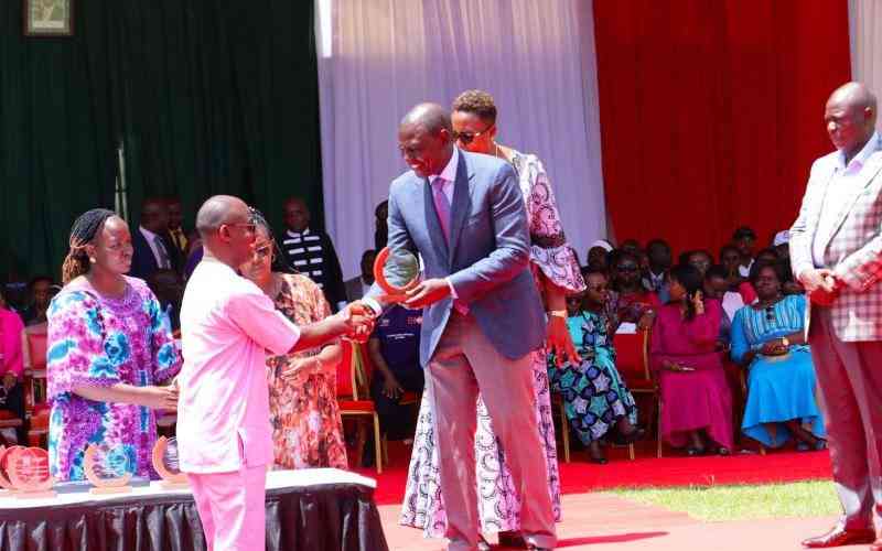 Honouring undeserving people harms letter and spirit of Constitution