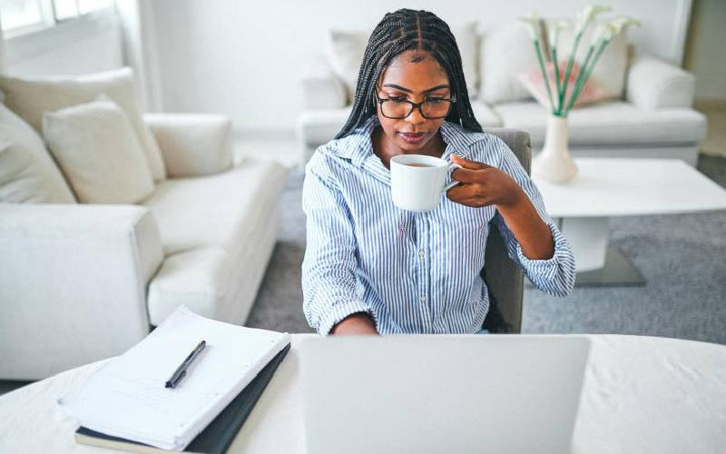 Health gains in a cup: Tea helps fight chronic illness