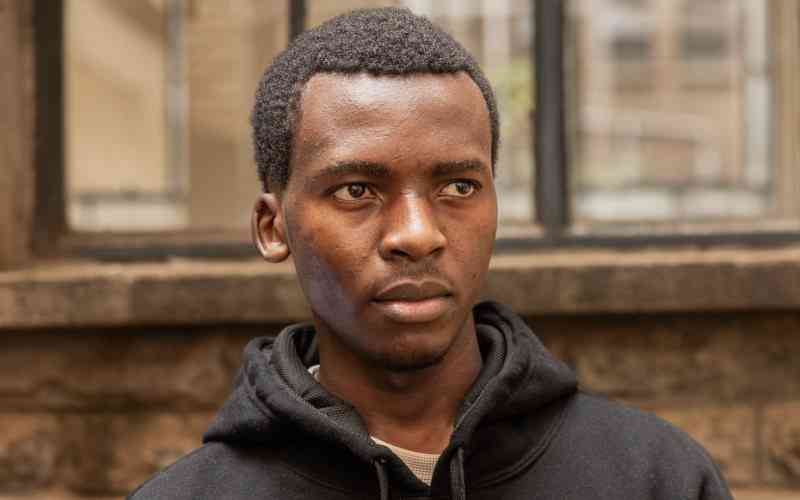 Student on trial for fake capt...