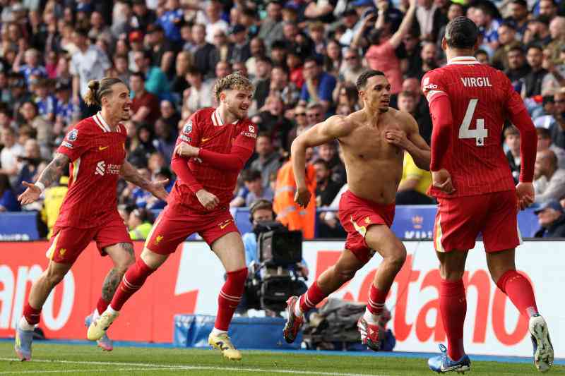 Alexander-Arnold 'never felt so loved' as Liverpool star says farewell