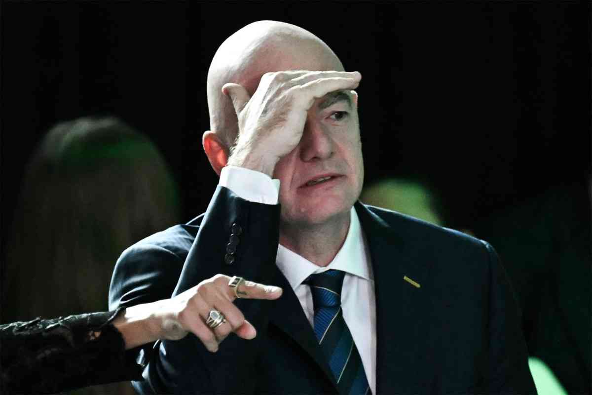 Infantino's problems mount as Wenger and key FIFA ally turn on him