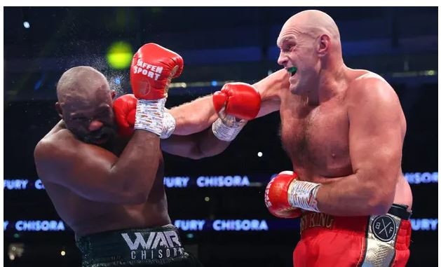 Tyson Fury destroys Derek Chisora in 10th round of heavyweight title bout