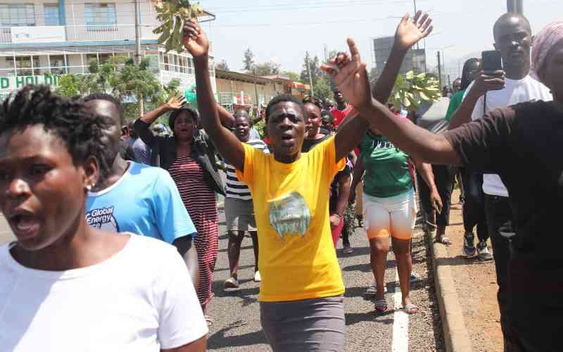 Kenya thrown into national mourning, tributes pour over Raila's death