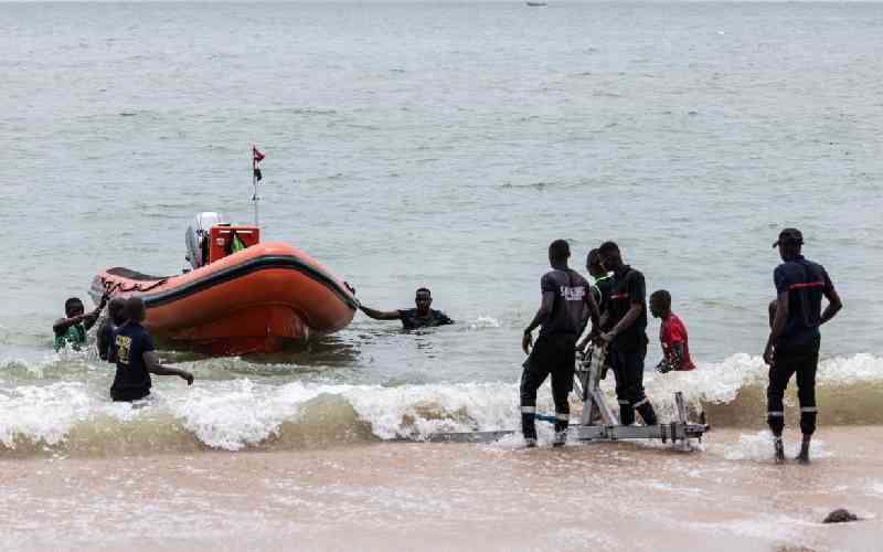 At least nine migrants perish off Senegal's coast