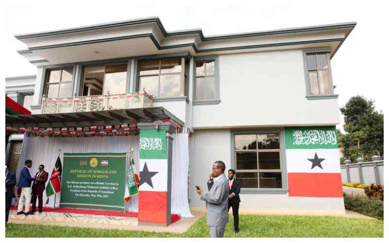 Top Israeli Minister jets into Somaliland, rubberstamps deal