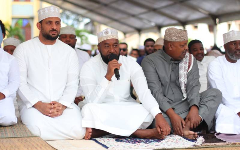 Muslims begin Eid-ul-Adha celebrations countrywide (Photos)