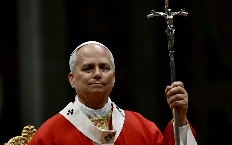 Pope will leave hospital, return to Vatican Saturday: Holy See