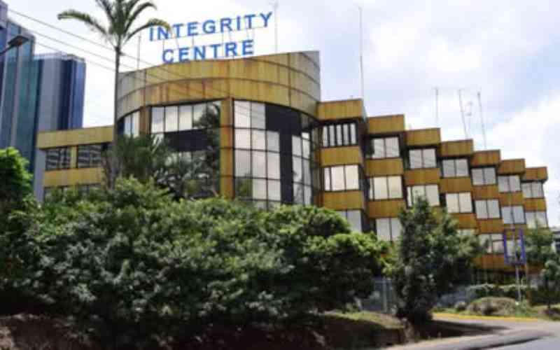 Traffic officers arrested in festive-season anti-bribery sweep