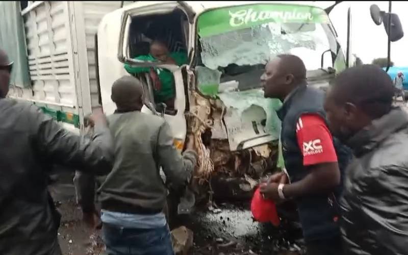 Six killed in early Namanga road accident