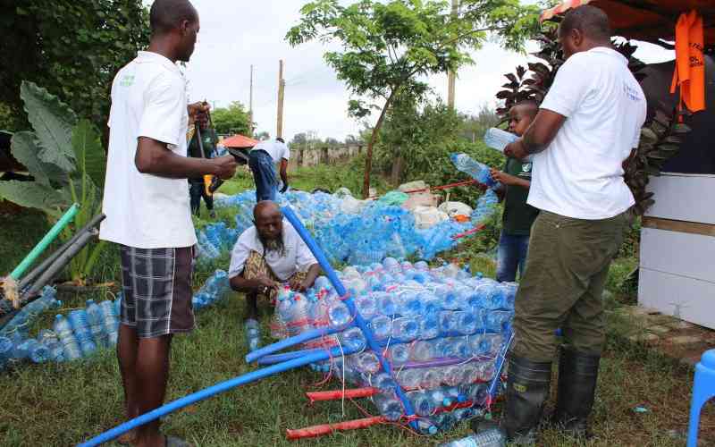 Experts meet as final global plastic treaty talks near