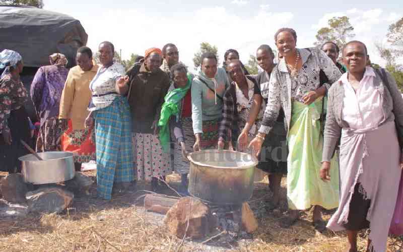 Squatters defy order to leave Mark Too's land