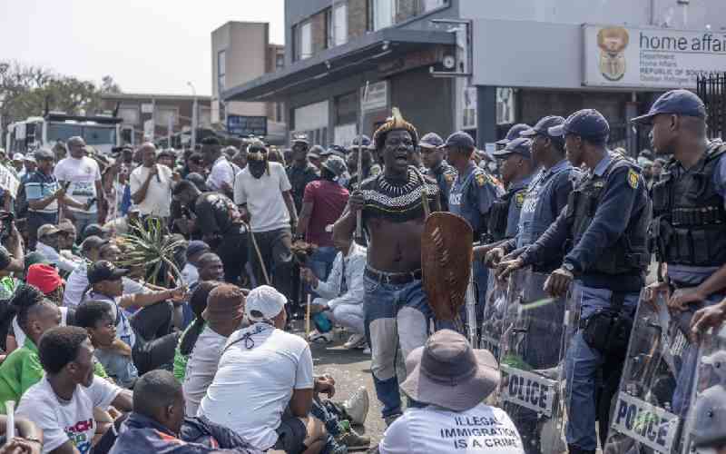 Foreign nationals targeted in S.Africa's extortion explosion