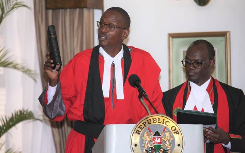 Lawyers seek to overturn legal outsourcing order