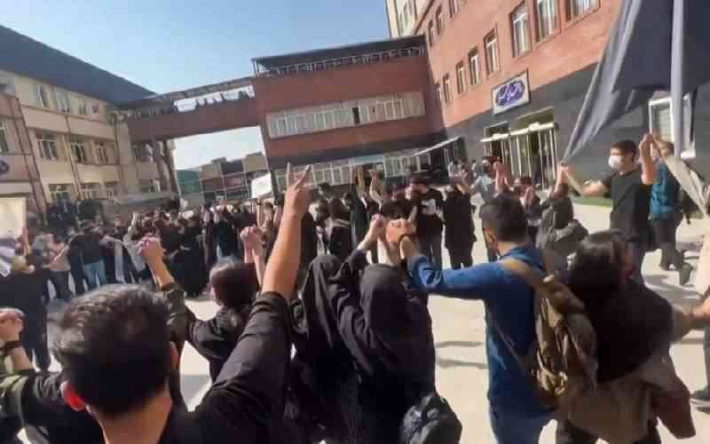 Nationwide protests in Iran continue for 33rd straight day