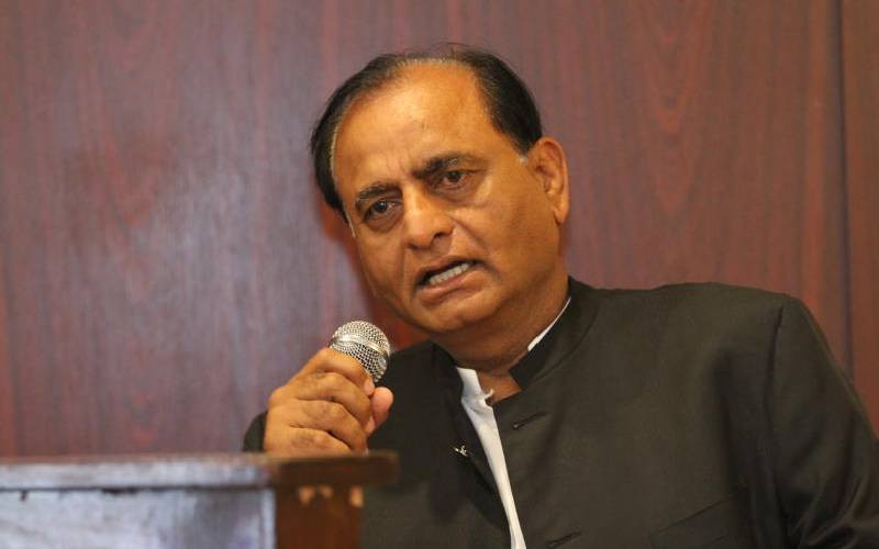 Industrialist Narendra Raval urges varsities to embrace research