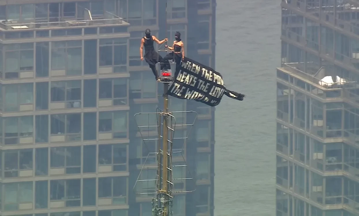 Couple arrested after climbing 433-metre Empire State Building for proposal