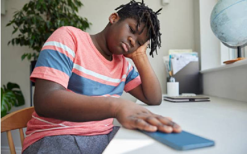 When teens shut the door: Why adolescents retreat into their rooms during school holidays