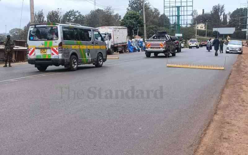 Normal activities amid roadblocks in Mt Kenya