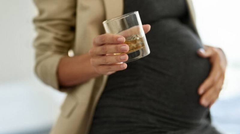 We should ask pregnant women how much they drink
