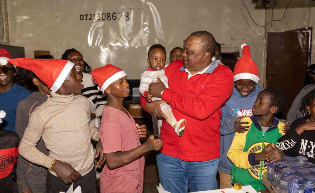 Meet 'Santa': Former President Uhuru gifts homeless children
