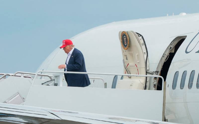 Hiroshima mayor urges Trump visit after A-bomb comments