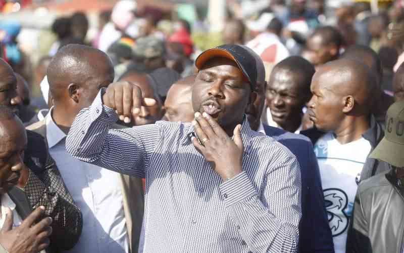 Matatus, buses to be fitted with dashboard cameras to tame road carnage, says Murkomen
