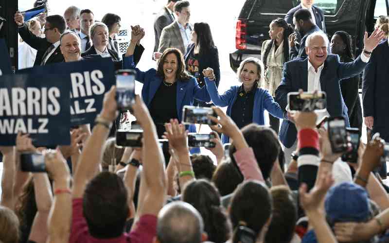 Harris in campaign dash before...