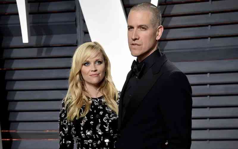 Reese Witherspoon, Jim Toth announce plans to divorce