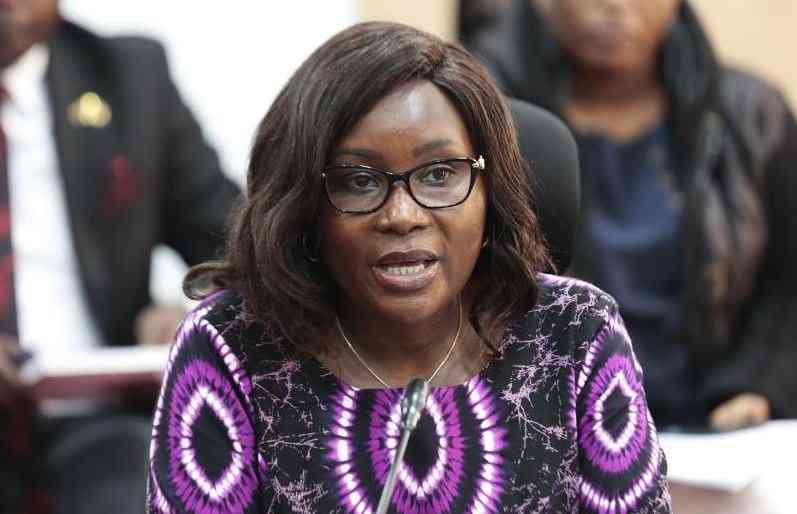 Embu Governor Mbarire fights shadows in broad daylight, wailing, 'Come, baby come'