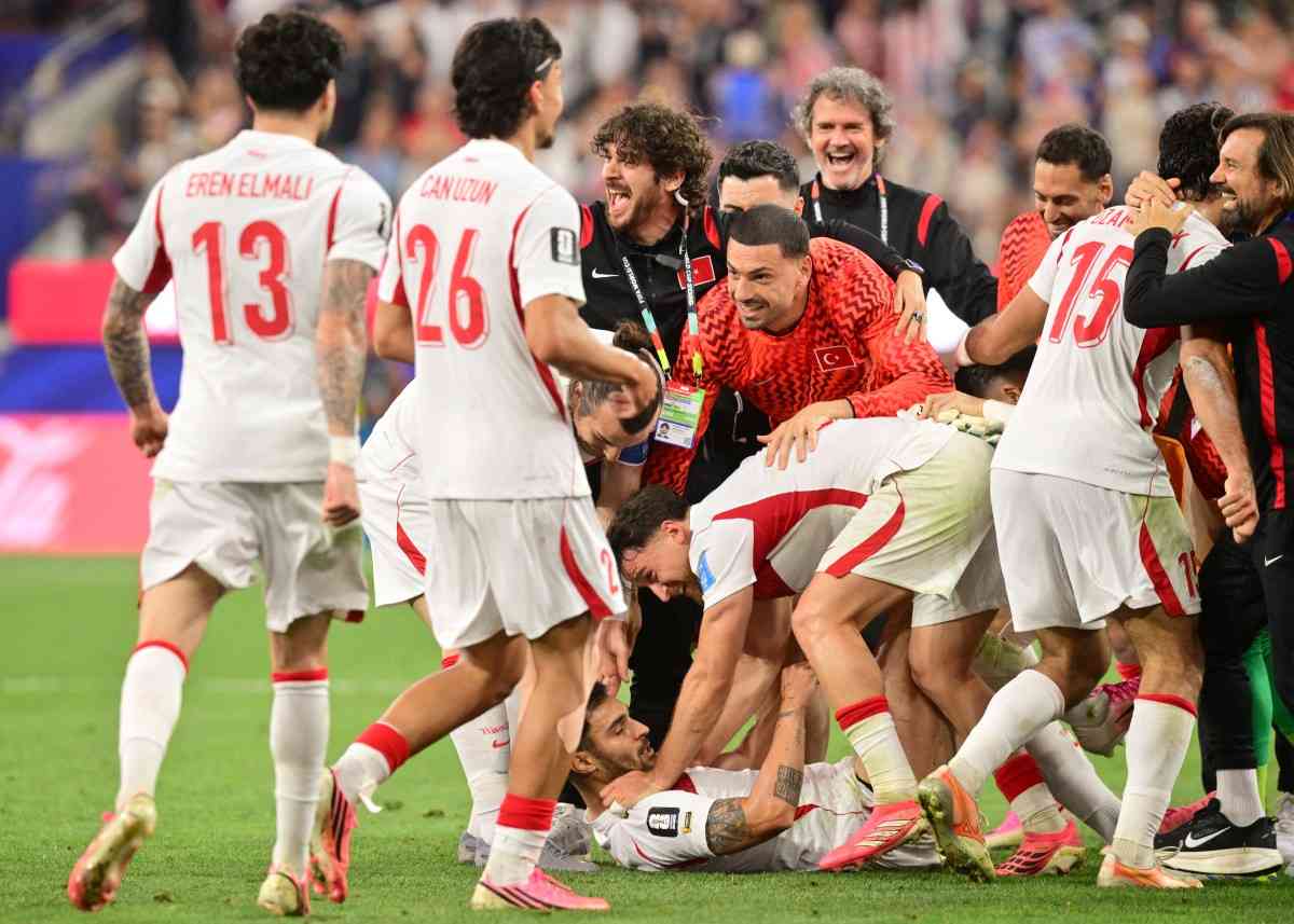 Turkey exit World Cup with heads held high, beat USA with last-gasp winner