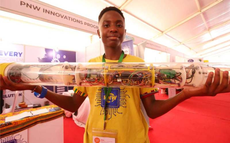 Teenager with cool robotic solution steals the show at Climate Summit