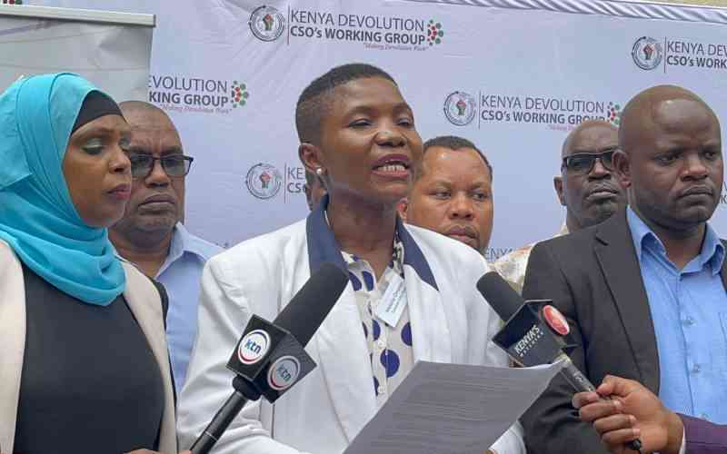 Kenyans back devolution, reject govt' holding county funds