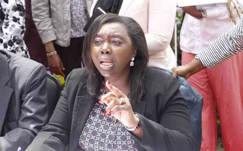 Rights groups give government 40-day ultimatum over femicide crisis