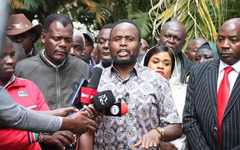 Gifts of Christmas as Natembeya clears Sh6 million hospital bills