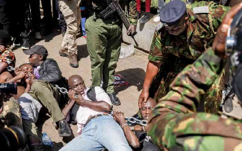 Kenyan president acknowledges police abuses at protests