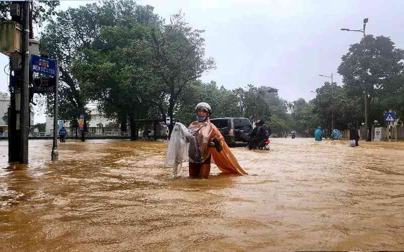 Thousands evacuated in Vietnam after record rain triggers floods