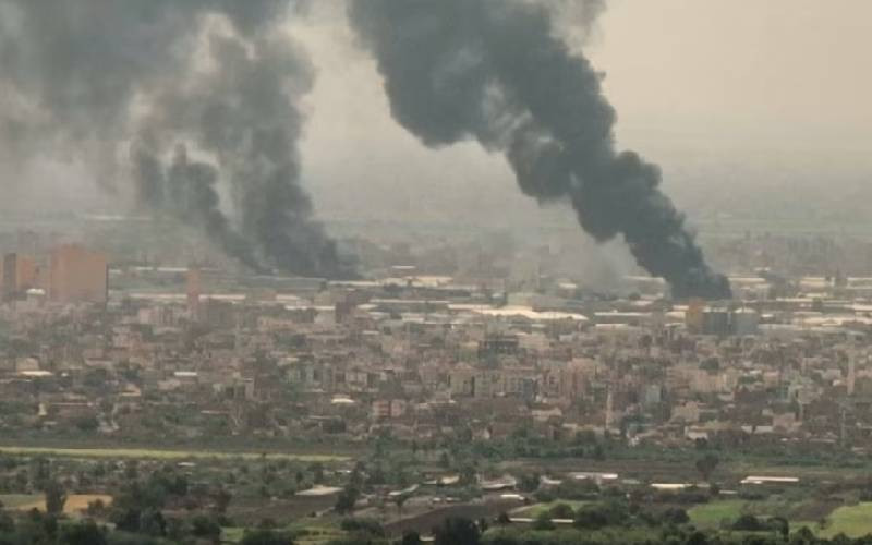 Airstrikes Hit Khartoum; Envoy Sees Sides More Open to Talks