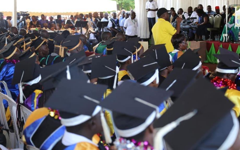 Student caught cheating confronts lecturer, demands 'mwakenya' back