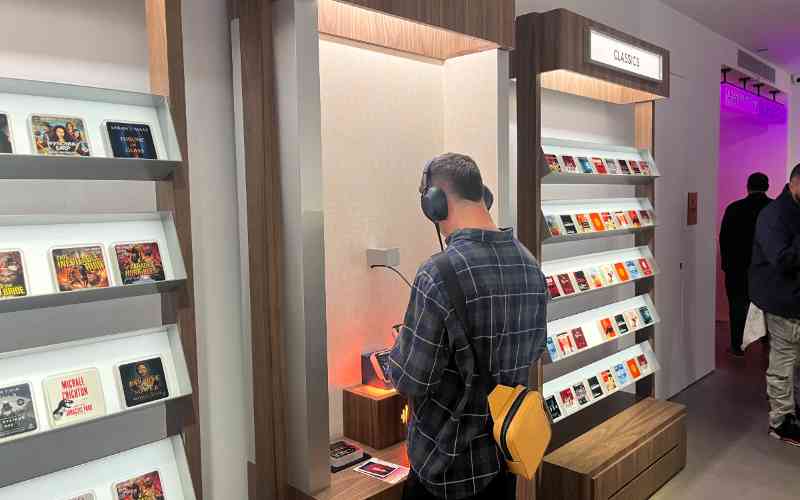 The first "bookless bookstore" opens in New York
