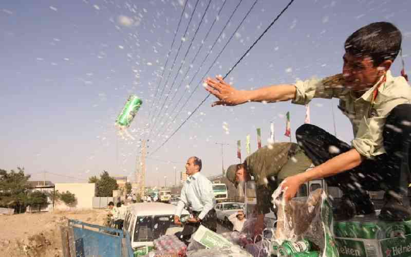 Iran sentences four to death over bootleg alcohol that killed 17