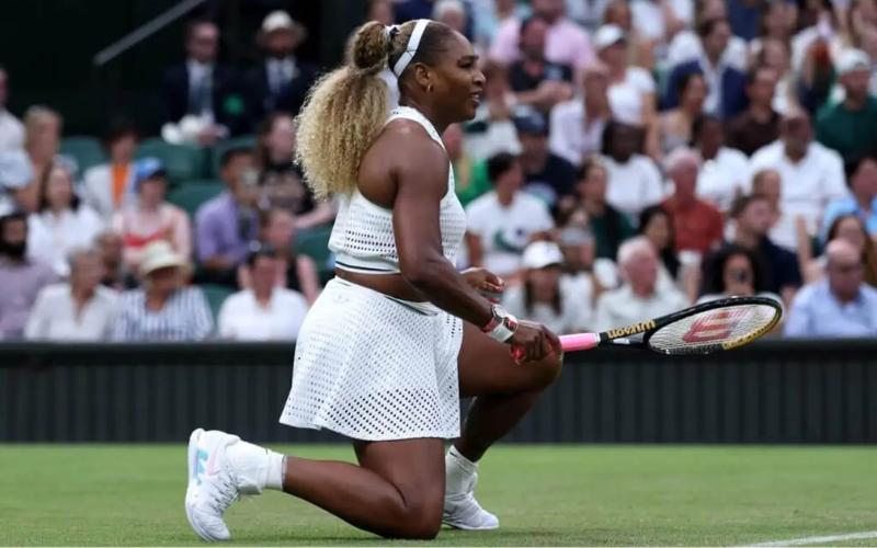 Serena Williams withdraws from Wimbledon doubles with knee injury