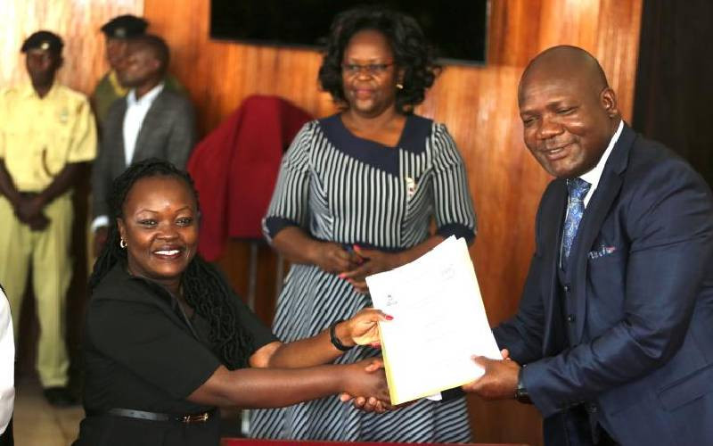 Governors reject Treasury's bid to regulate revenue collection by counties