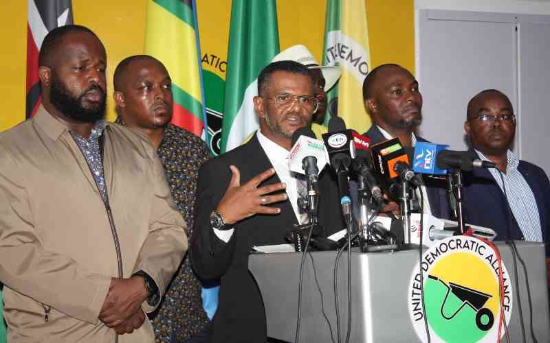 UDA, opposition trade blame over fuel crisis