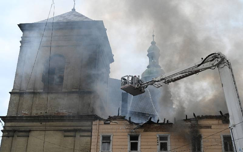 Ukraine attacks spark fire at Russian port